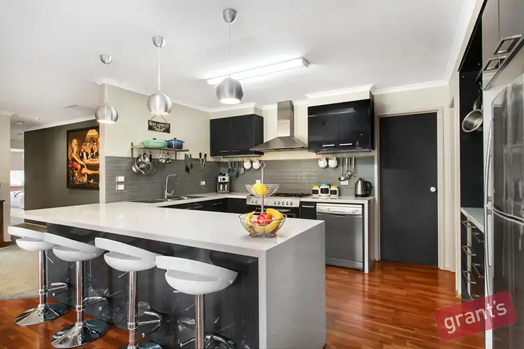 Fourth view of Homely house listing, 7 Highland Crescent, Narre Warren South VIC 3805