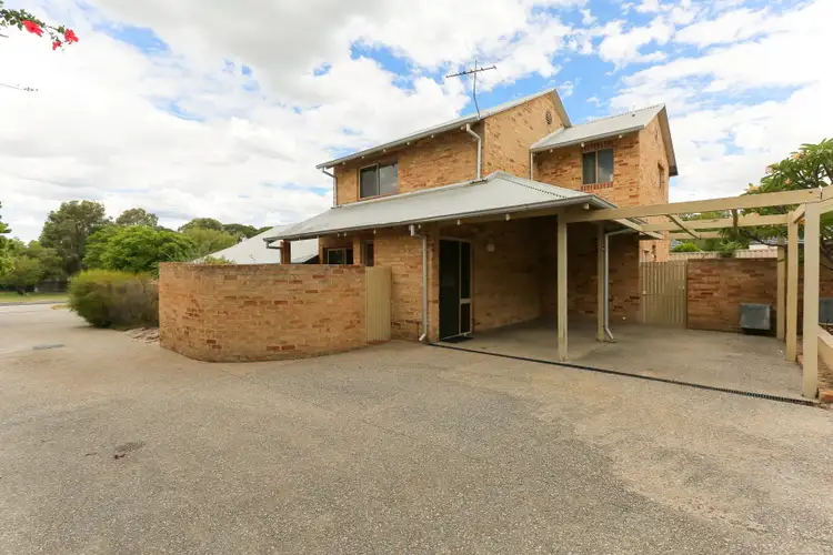 2/37 Axford Street, Como WA 6152