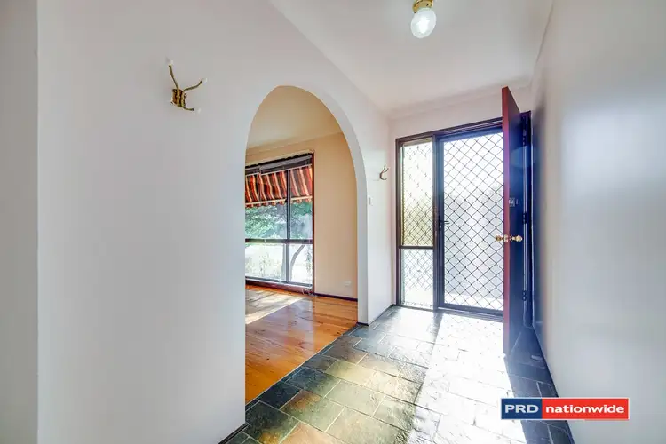 Fifth view of Homely house listing, 10 Farrelly Close, Oxley ACT 2903