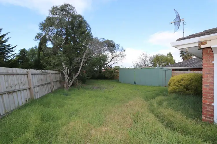 Seventh view of Homely house listing, 8 Lidgerwood Close, Hoppers Crossing VIC 3029