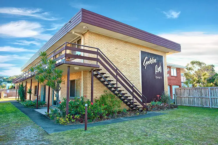 Unit 4/496 Coolangatta Road, Tugun QLD 4224
