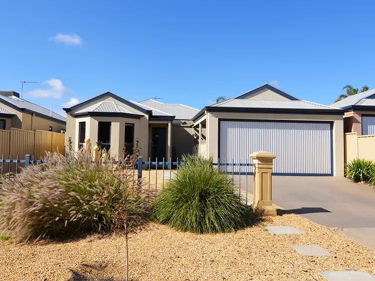 Main view of Homely house listing, 10A Dawn Avenue, Gol Gol NSW 2738