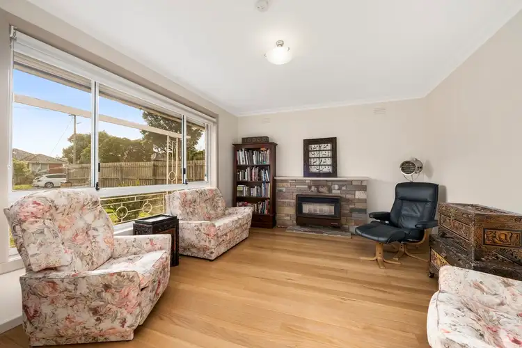 Sixth view of Homely house listing, 2 Ashby Court, Chadstone VIC 3148