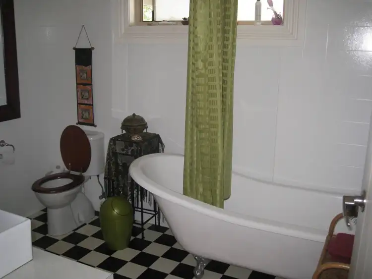 Fifth view of Homely house listing, 9 Curtois Street, Yarrawonga VIC 3730