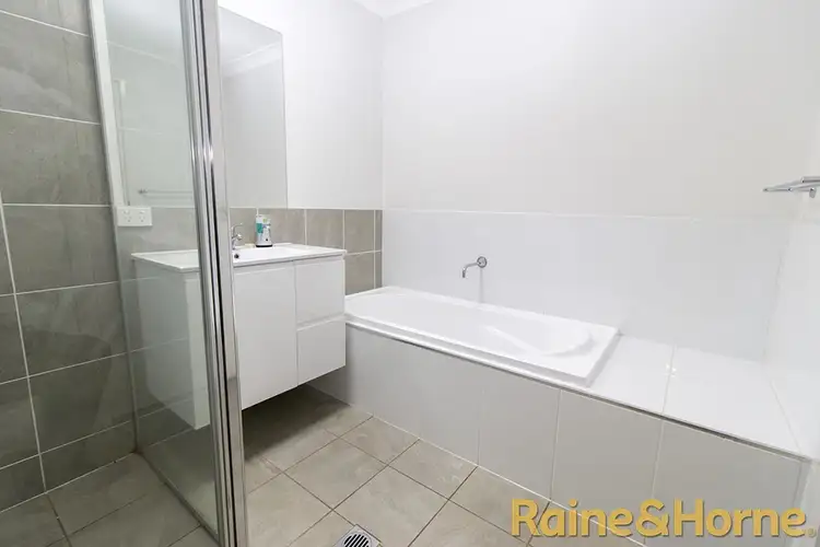 Sixth view of Homely semi-detached listing, 32B Lansdowne Drive, Dubbo NSW 2830
