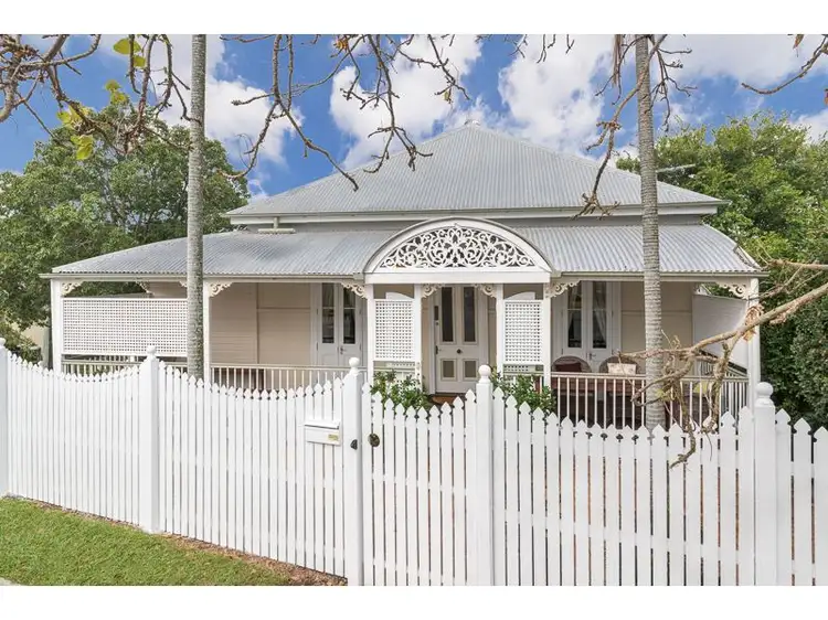 73 Swan Tce, Windsor QLD 4030