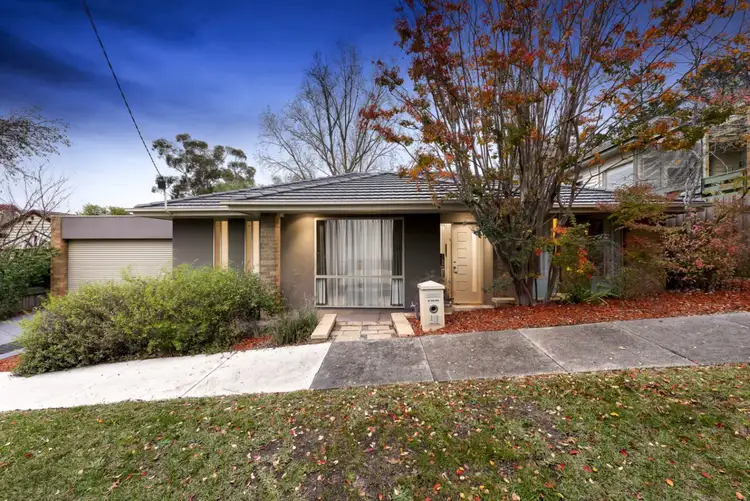 11 Ridgway Avenue, Croydon VIC 3136