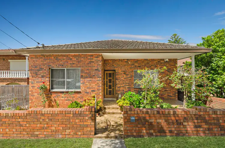 25 Woodlands Road, Ashbury NSW 2193