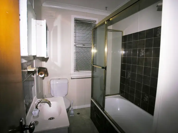 Seventh view of Homely house listing, 37 Adina Crescent, Orange NSW 2800