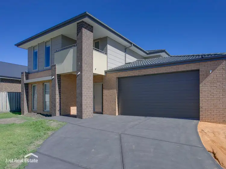 Main view of Homely house listing, 5 Bridge Walk, Narre Warren North VIC 3804