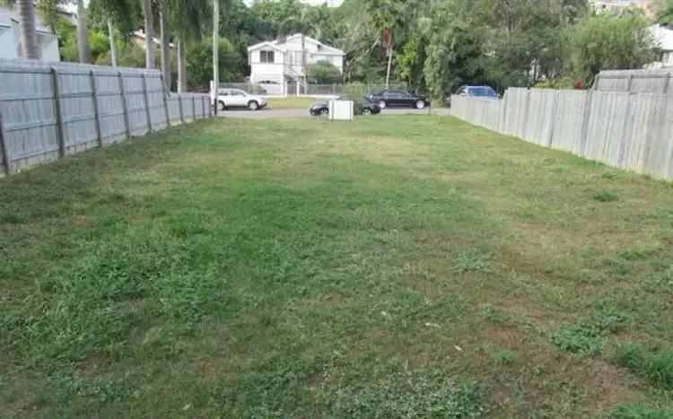 16 Taylor Street, Belgian Gardens QLD 4810