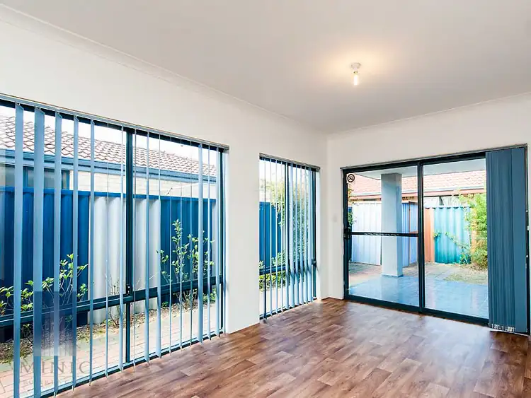 Fifth view of Homely house listing, 19 Spoonbill Place, Queens Park WA 6107