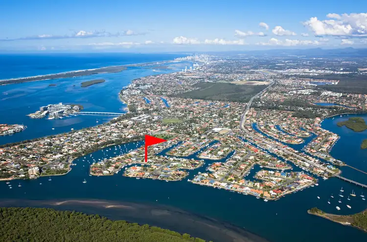 5 Dobell Avenue, Paradise Point QLD 4216