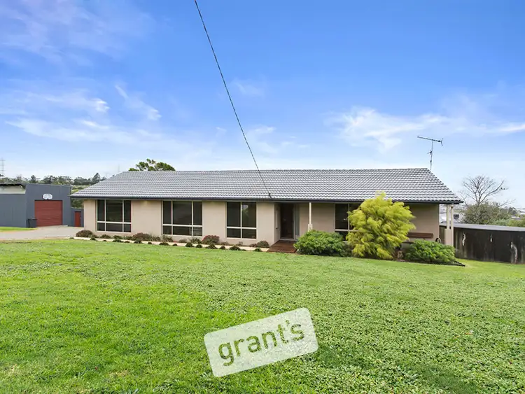 140 Army Road, Pakenham VIC 3810