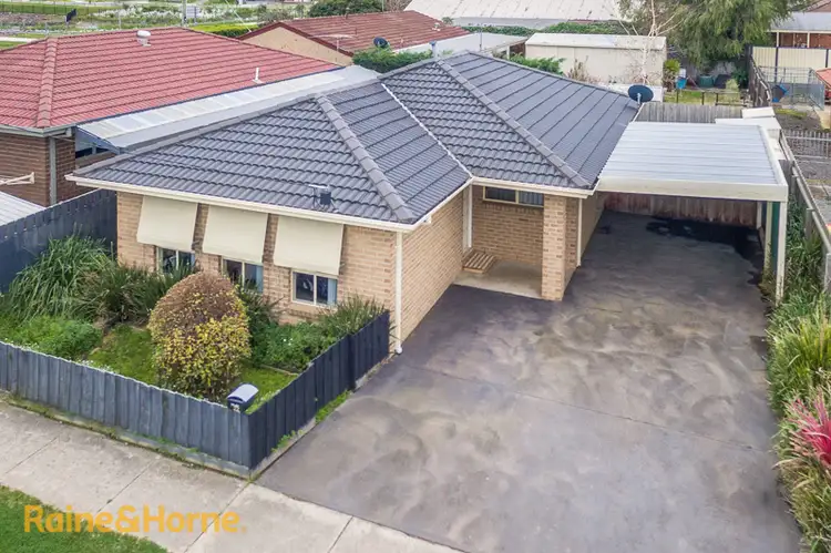 22 Eureka Road, Diggers Rest VIC 3427