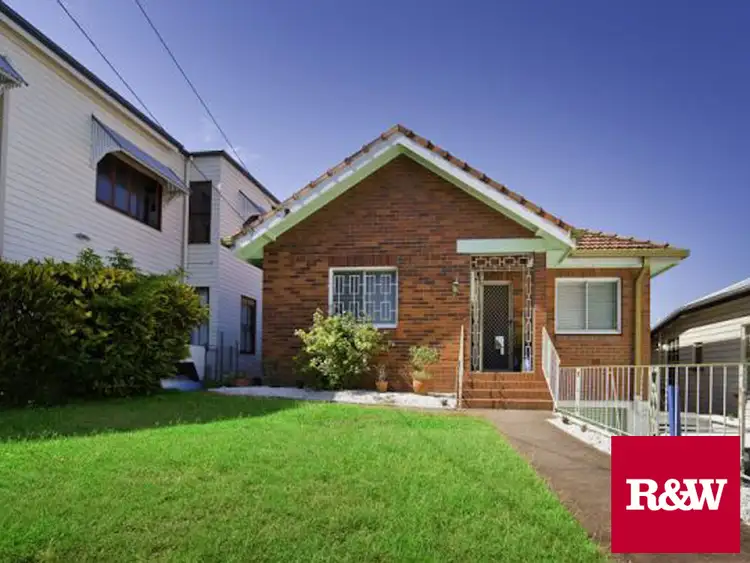 Second view of Homely house listing, 25 Atkinson St, Hamilton QLD 4007