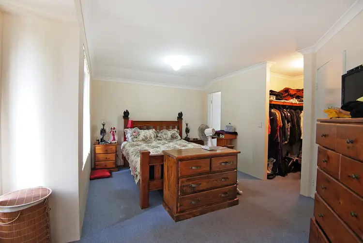 Sixth view of Homely house listing, 4 Onyx Lane, Warnbro WA 6169