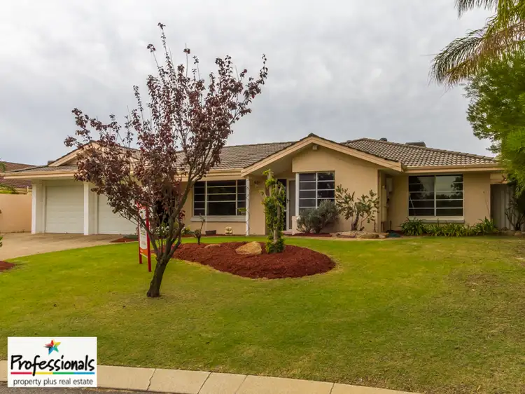 Main view of Homely house listing, 10 Victoria Court, Thornlie WA 6108