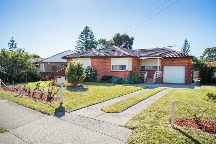 18 Stockton Avenue, Moorebank NSW 2170