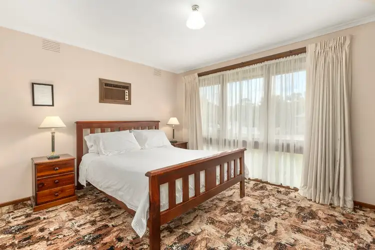Fifth view of Homely house listing, 8 Fuchsia Street, Ferntree Gully VIC 3156