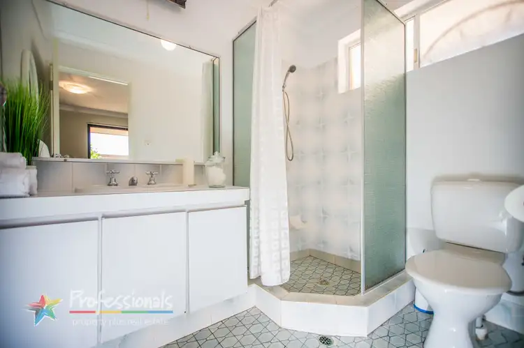 Sixth view of Homely house listing, 3 Jardine Court, Thornlie WA 6108