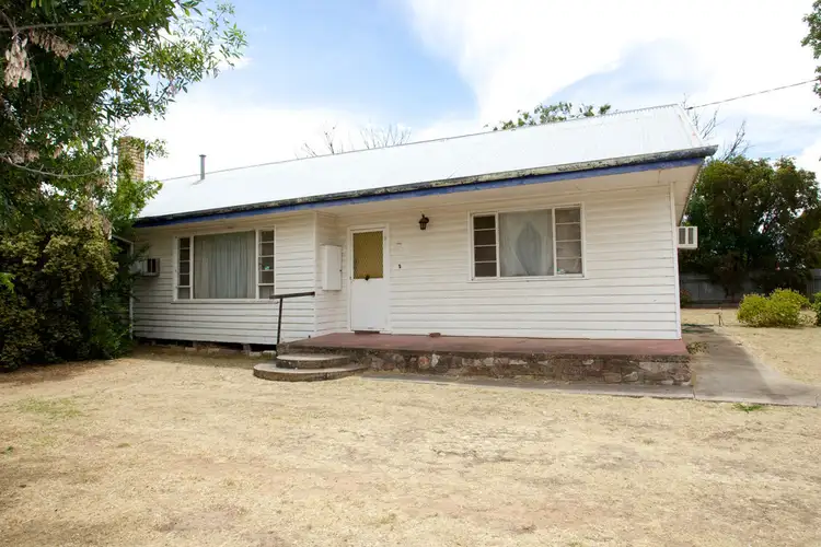 6 Banool Street, Horsham VIC 3400