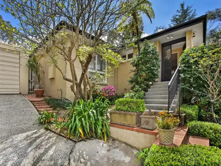 12 Gleneagles Crescent, Hornsby NSW 2077
