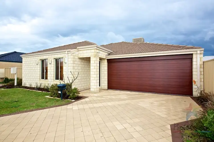 4/3 Paros Lane, Canning Vale WA 6155
