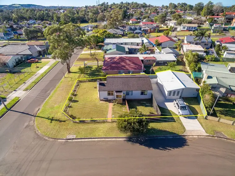 Main view of Homely house listing, 19 Barellan Avnue, Dapto NSW 2530