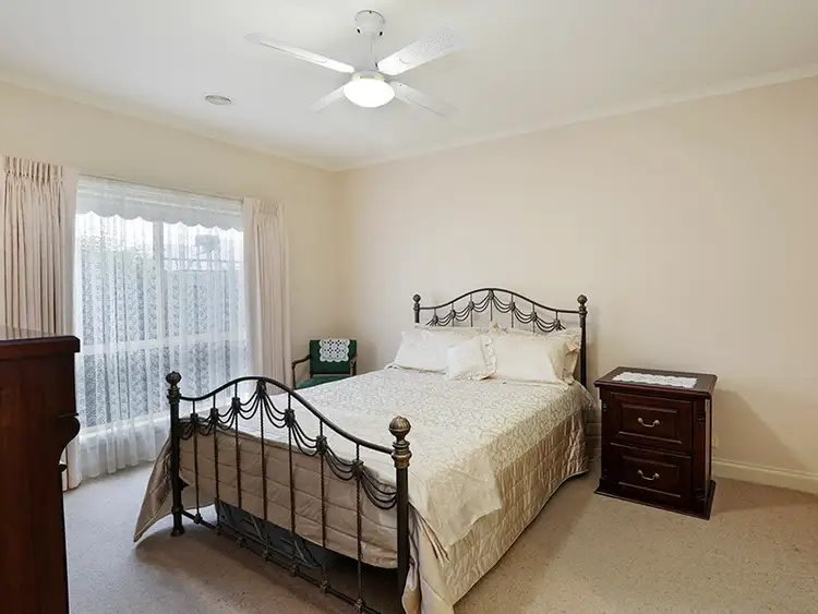 Sixth view of Homely house listing, 4 Finningley Court, Highton VIC 3216
