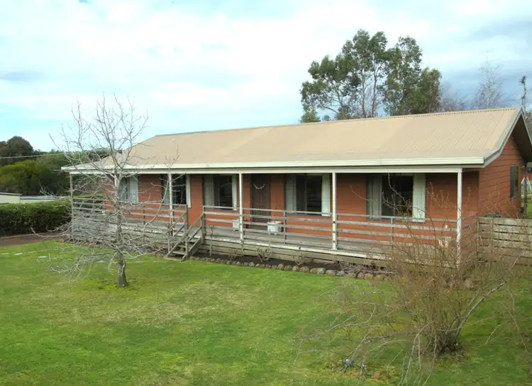 17 Fenton Street, Camperdown VIC 3260