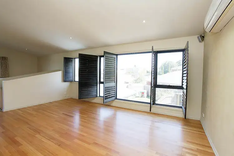 Fifth view of Homely house listing, 6 Nanton Close, Lara VIC 3212