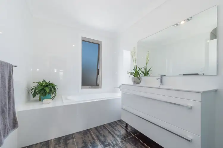 Sixth view of Homely house listing, 8/8 Sproule Crescent, Balgownie NSW 2519