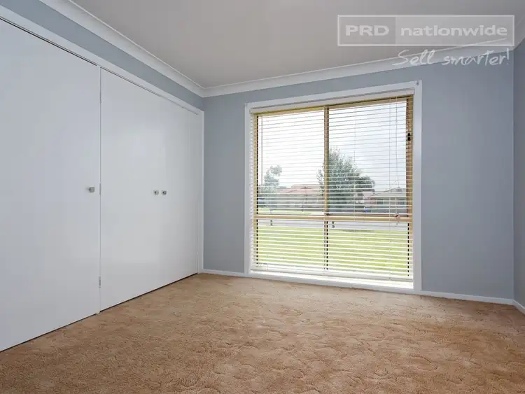 Fifth view of Homely house listing, 18 Yentoo Drive, Glenfield Park NSW 2650