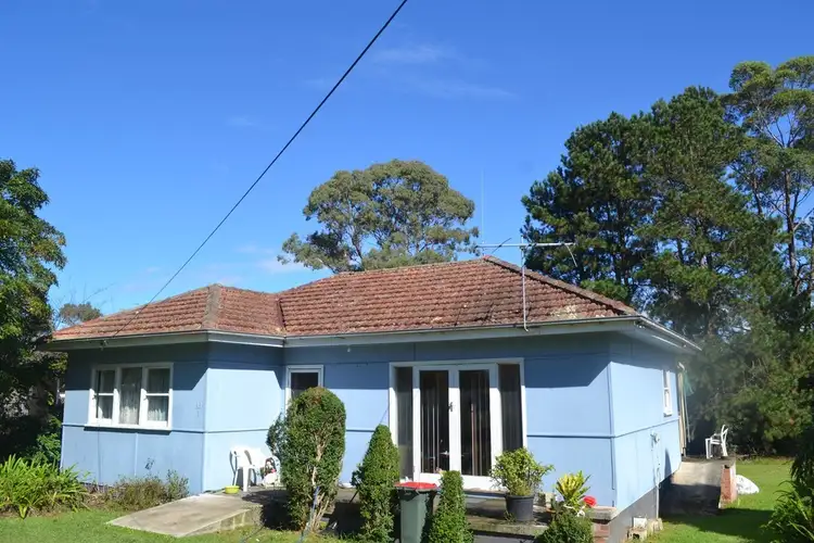 33 Currambene Street, Huskisson NSW 2540