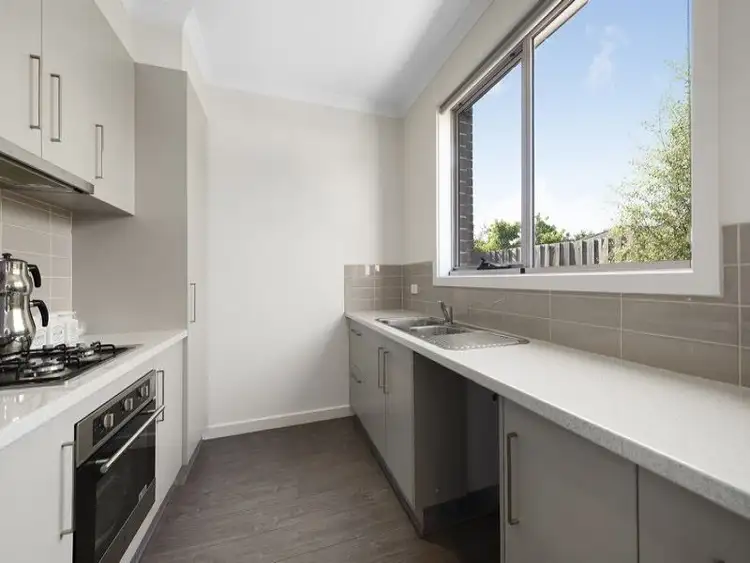 Fifth view of Homely townhouse listing, 2/67 Hubert Avenue, Glenroy VIC 3046