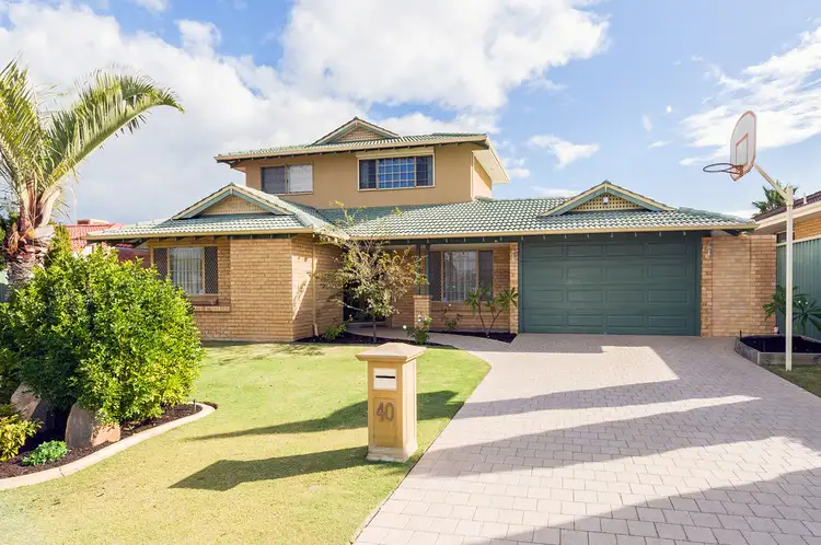 40 Pinnaroo Drive, Padbury WA 6025