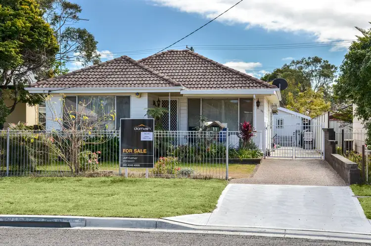 11 Lone Pine Avenue, Umina Beach NSW 2257