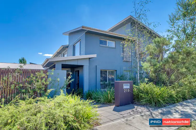 16/215 Aspinall Street, Watson ACT 2602