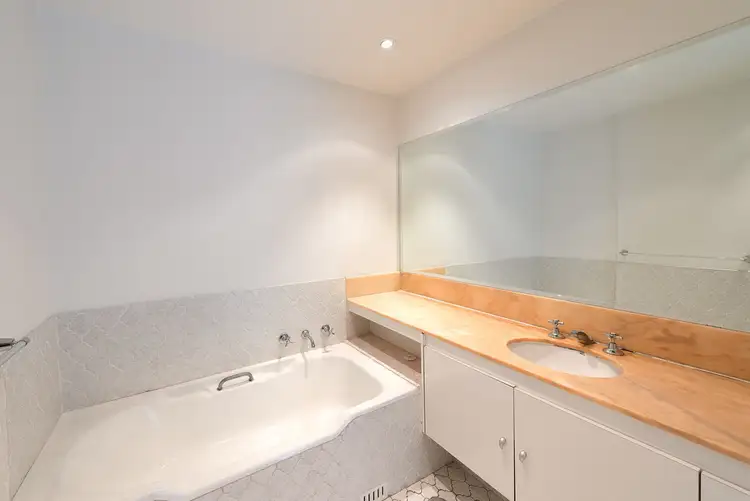 Sixth view of Homely apartment listing, 8/509 New South Head Road, Double Bay NSW 2028