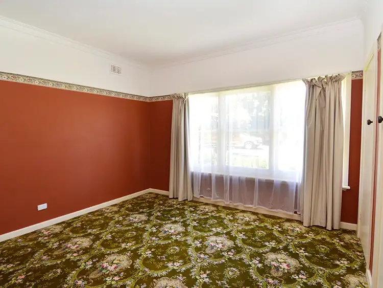 Fifth view of Homely house listing, 8 Tecoma Street, Red Cliffs VIC 3496
