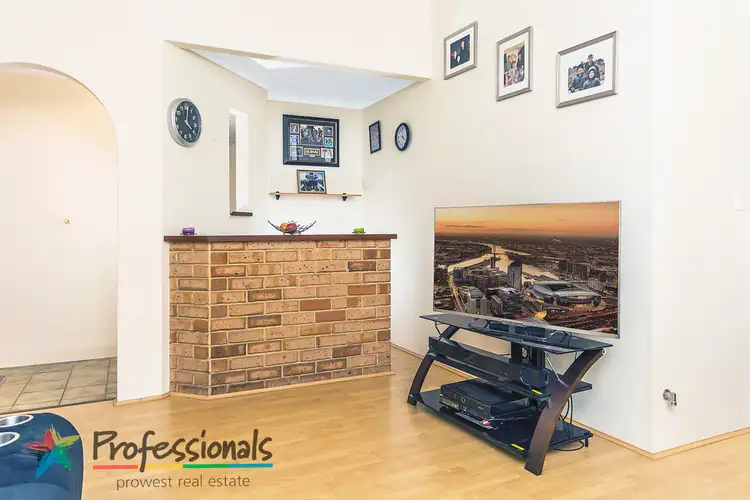 Sixth view of Homely house listing, 7 Melba Place, Thornlie WA 6108