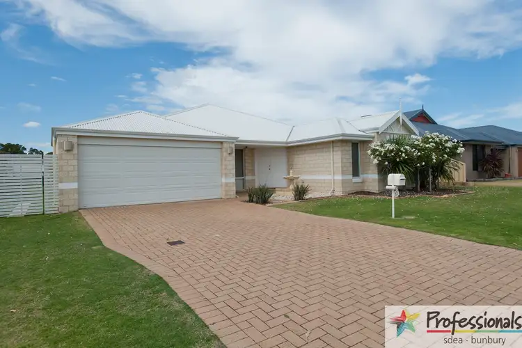 Second view of Homely house listing, 31 Deakin Elbow, Eaton WA 6232