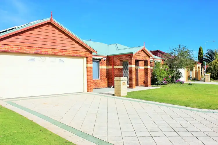 Fourth view of Homely house listing, 6 The Broadview, Landsdale WA 6065
