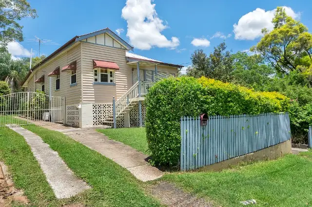 Main view of Homely house listing, 10 Hawthorne Street, Sadliers Crossing QLD 4305