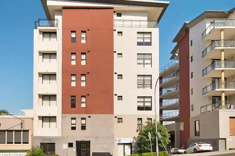 4/24 Watt Street, Gosford NSW 2250