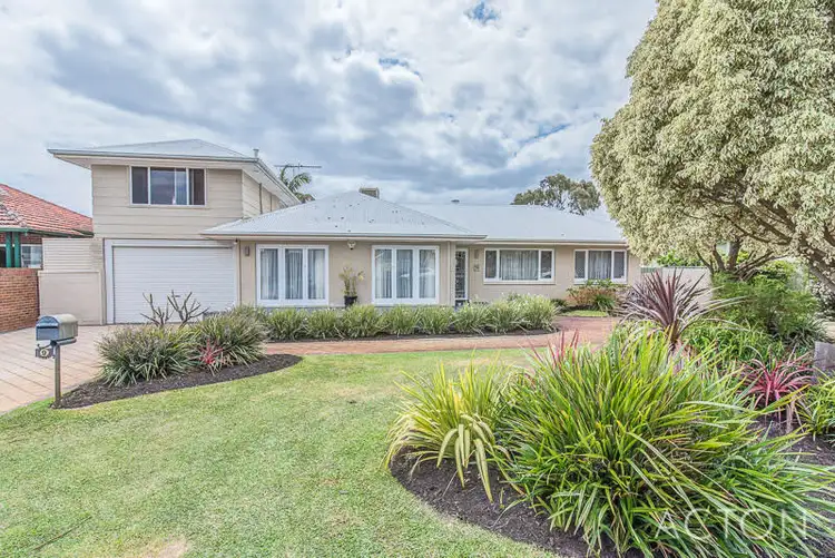 9 Doney Street, Alfred Cove WA 6154