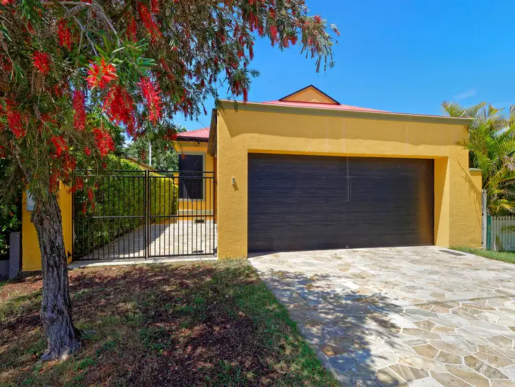 1 Frawley Street, Scarborough QLD 4020