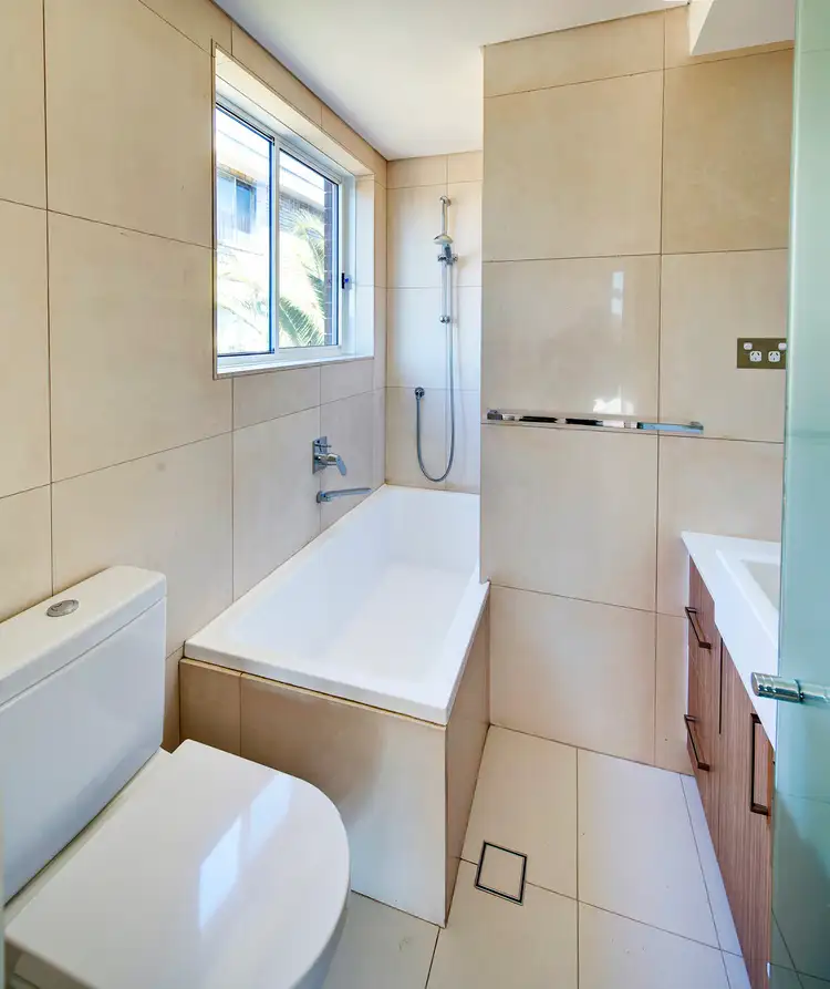 Sixth view of Homely apartment listing, 3/9 Roscoe Street, Bondi Beach NSW 2026