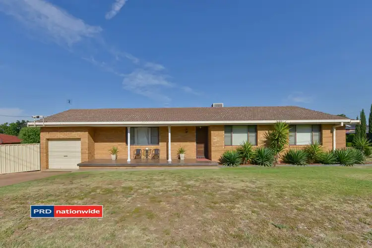 16 Myndee Avenue, Tamworth NSW 2340